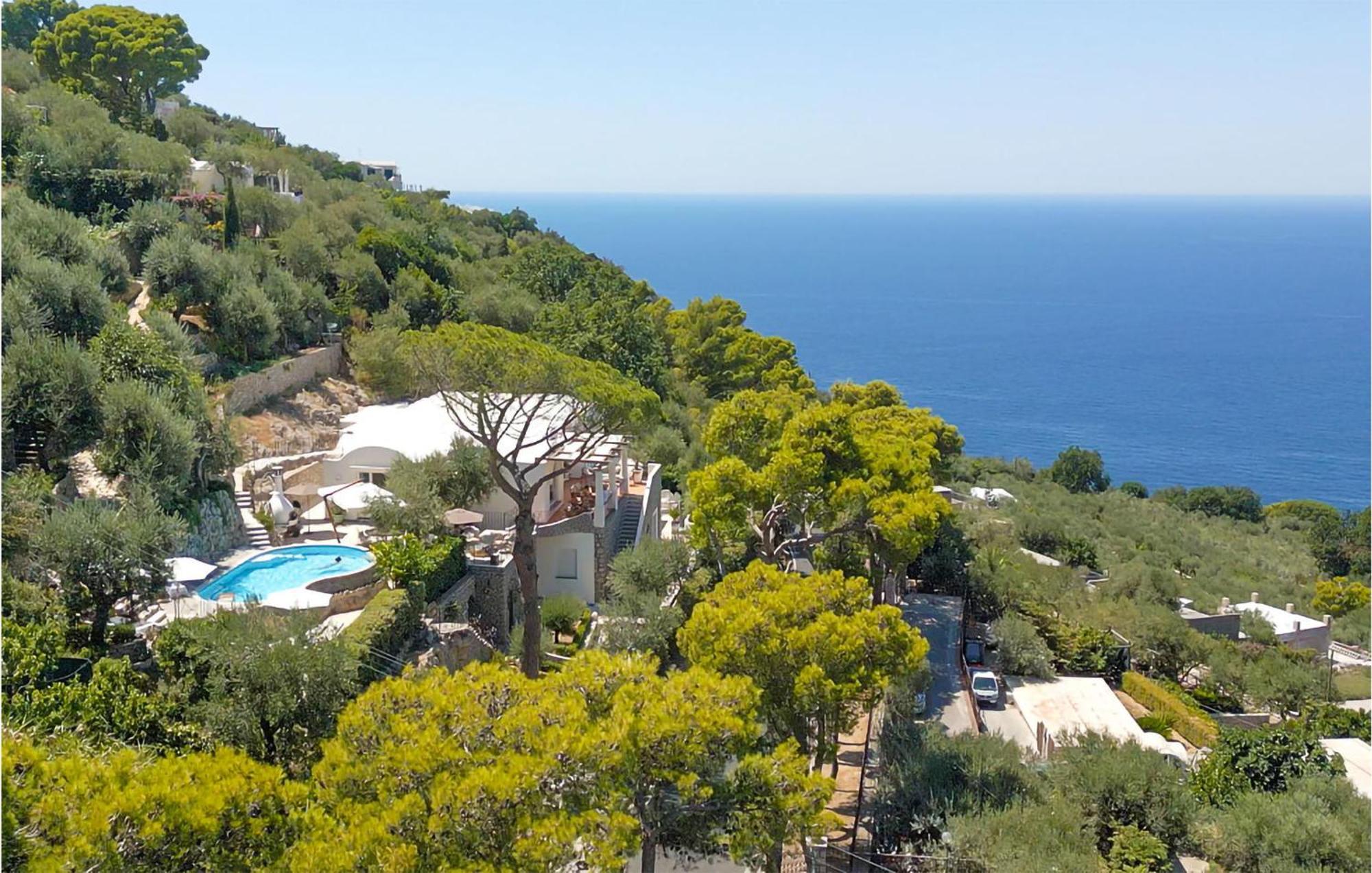 Beautiful Home In Anacapri With Kitchen Exterior foto